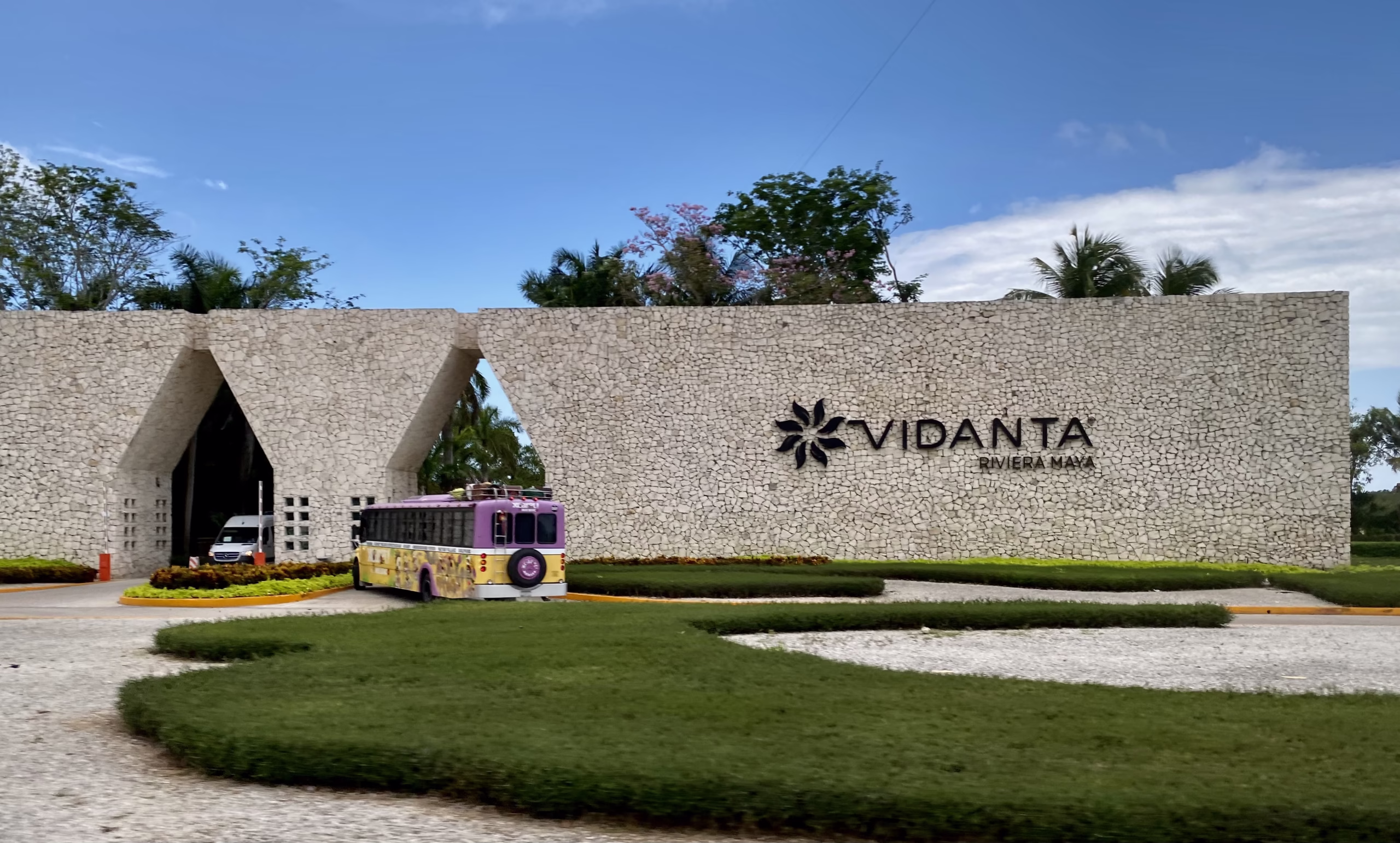 Buy Vapes at Vidanta Resorts Riviera Maya – Fast Delivery to The Grand Mayan, The Grand Bliss, The Grand Luxxe & Mayan Palace